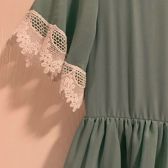 Beautiful Long Vintage Type Girls Dress Oopsie Daisy Size 4T - Picture 3 of 7